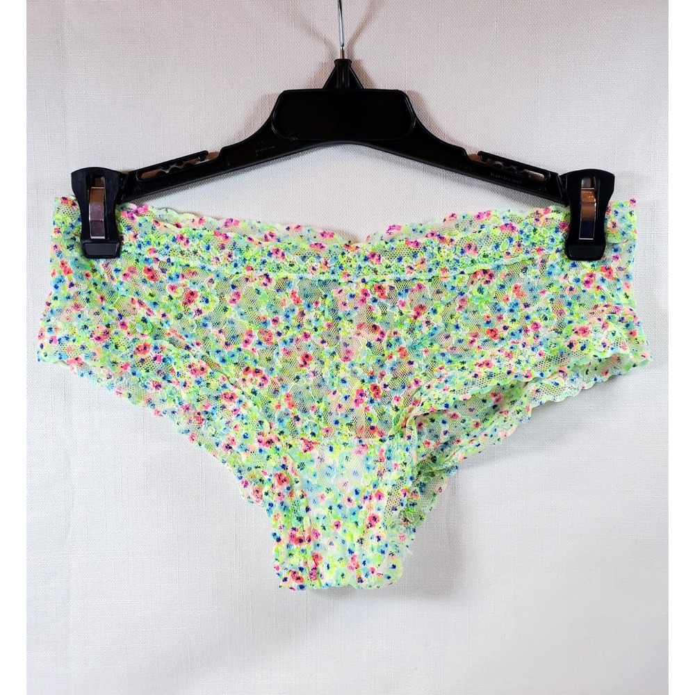 Victoria's Secret ● Hiphugger Lace Panties ● Floral ● Multicolor ● Size M ● NWT